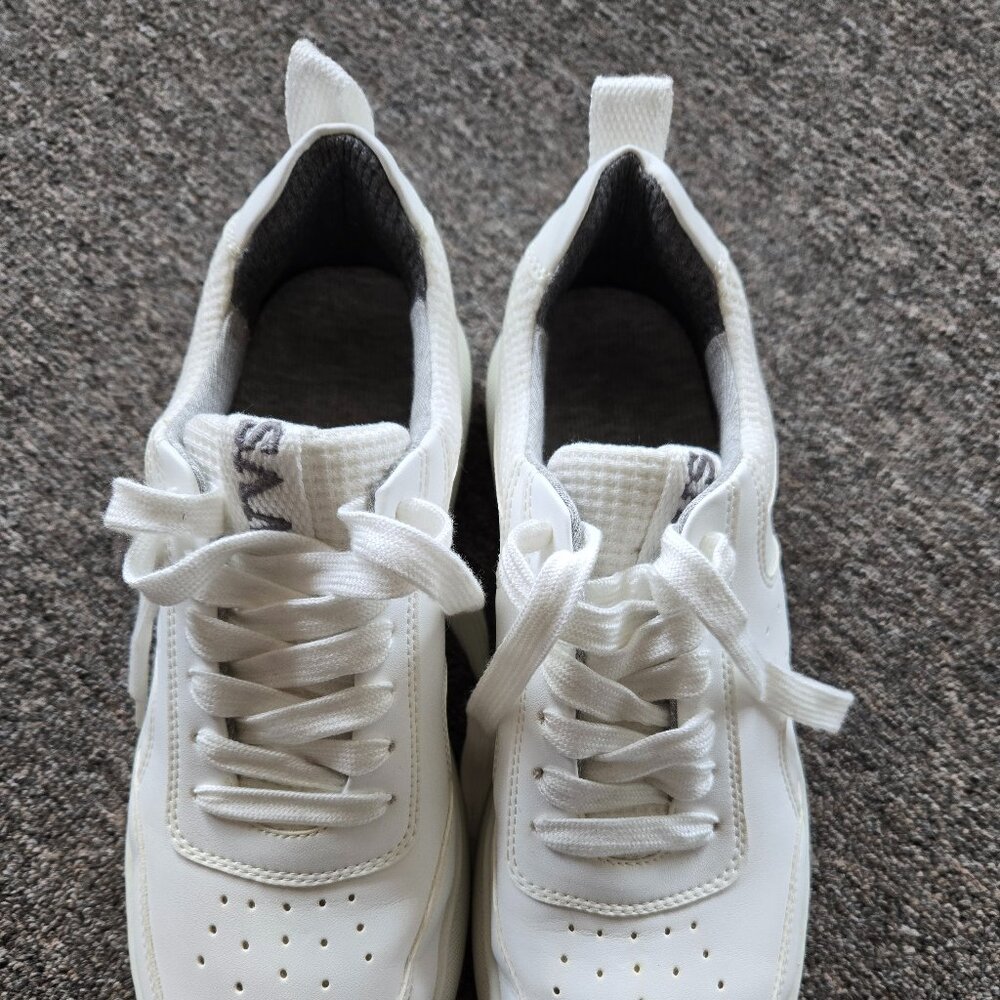 Will's Vegan Munich 2 Sneakers - size US 9 | EU 41